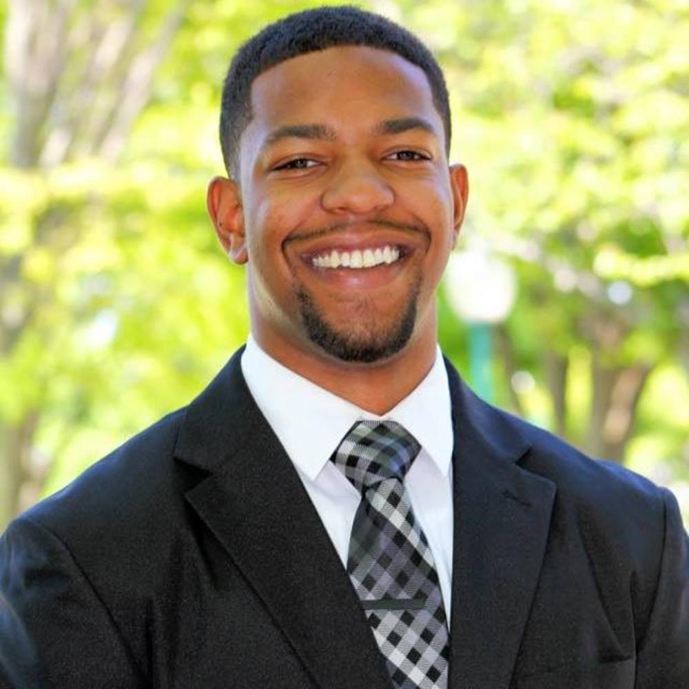 Meet your Posher, Akeem